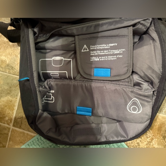 RESMED Air-sense 10 bundle (3 heated climate hoses, bag, and lots of filters!) - Picture 7 of 8